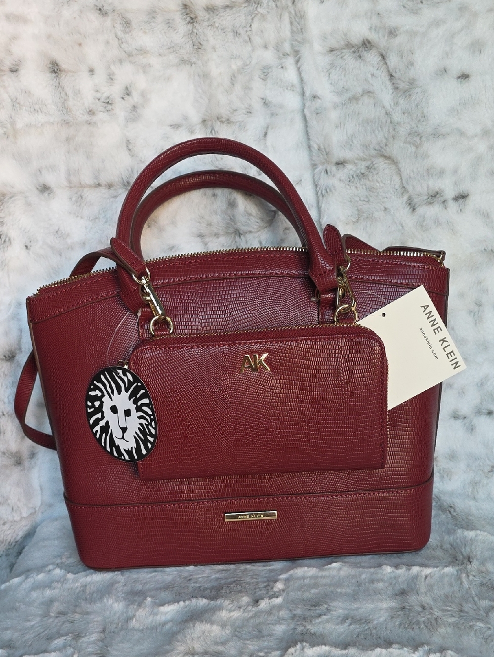 Anne Klein 2-piece satchel handbag and matching wallet setβ
